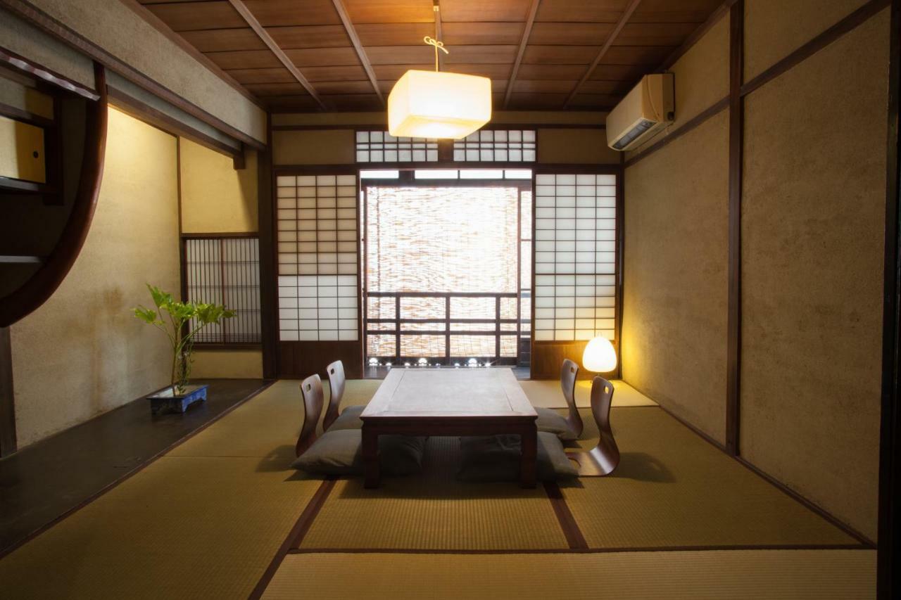 Bed & Breakfast Tsukiya Kyoto Buitenkant foto