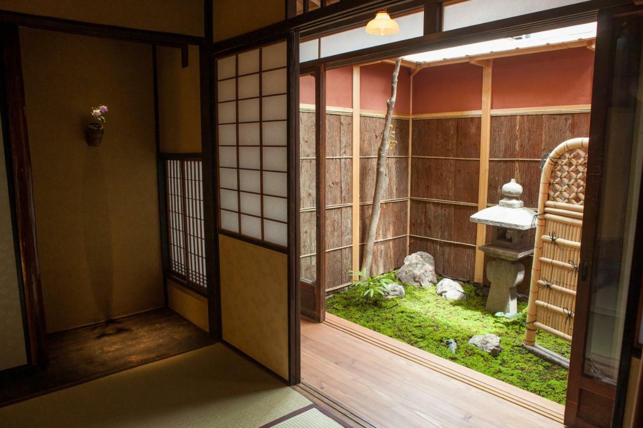 Bed & Breakfast Tsukiya Kyoto Buitenkant foto